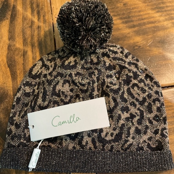 NWT Camilla Abington Palace knit metallic animal print beanie with pompom - Picture 3 of 10